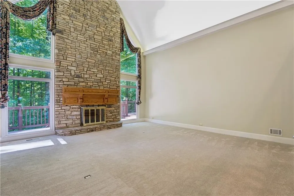 4957 Chedworth Drive Smoke Rise, GA 30087