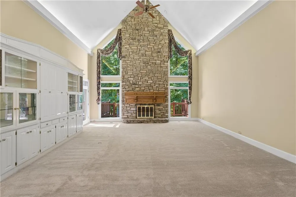 4957 Chedworth Drive Smoke Rise, GA 30087
