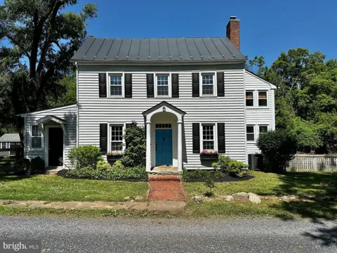 1150 POPLAR ROW