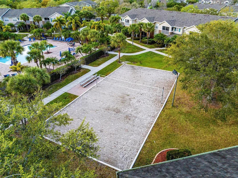 8933 MANOR LOOP #104 Bradenton, FL 34202