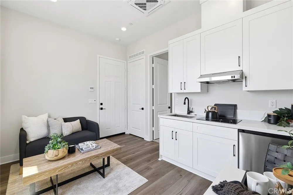 16009 Willows Court Whittier, CA 90604