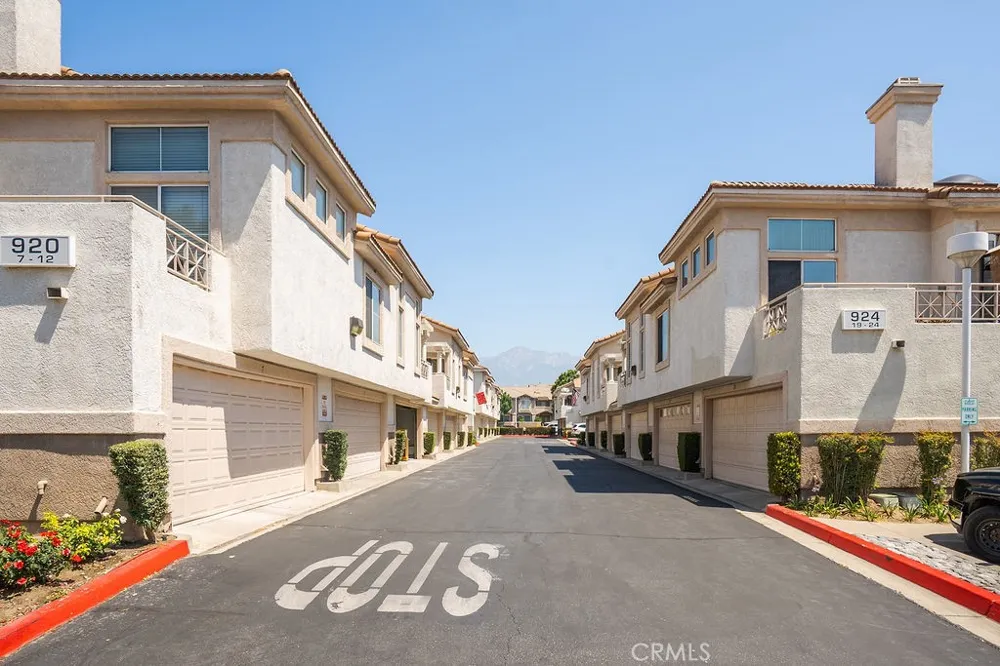 920 Turner Avenue #8 Ontario, CA 91764