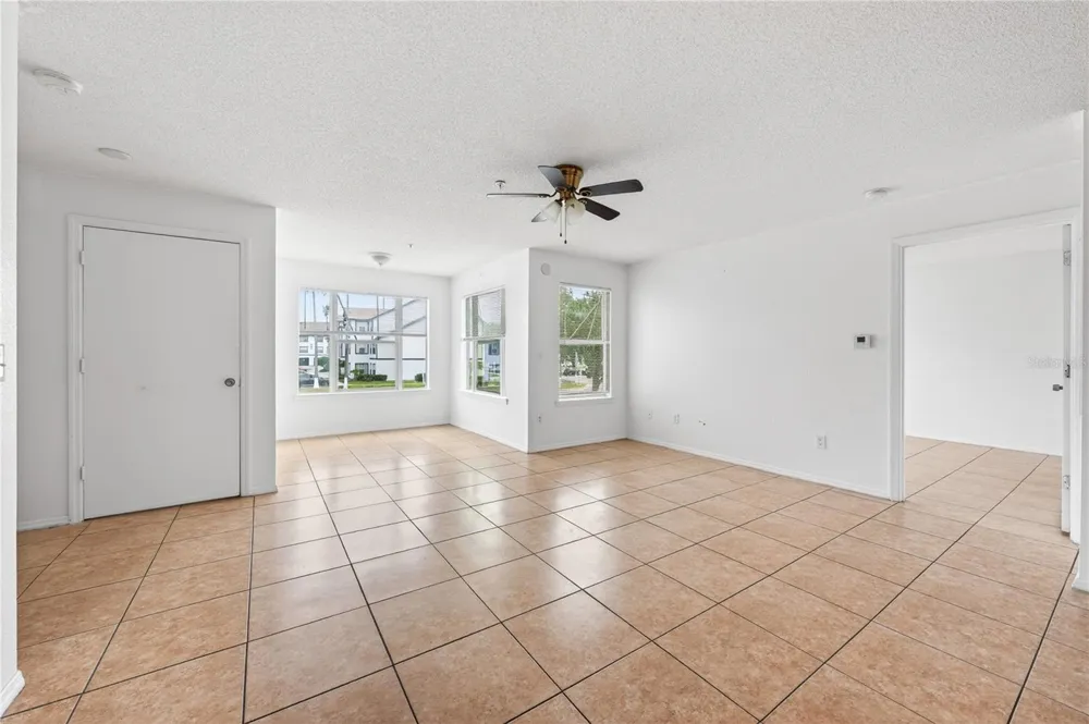 4103 TROPICAL ISLE BLVD #123 Kissimmee, FL 34741