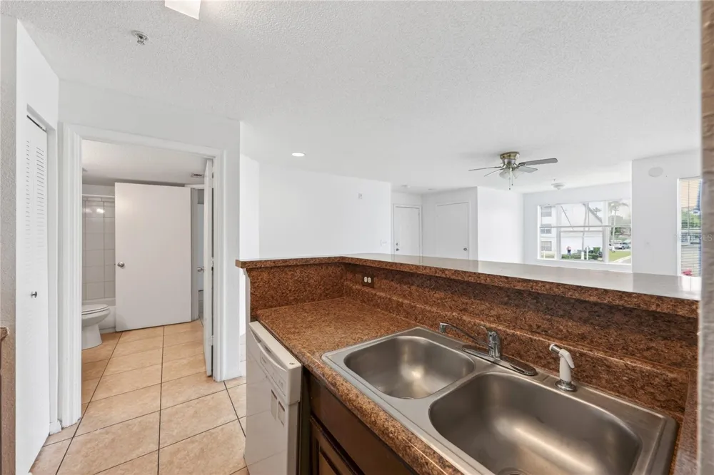 4103 TROPICAL ISLE BLVD #123 Kissimmee, FL 34741