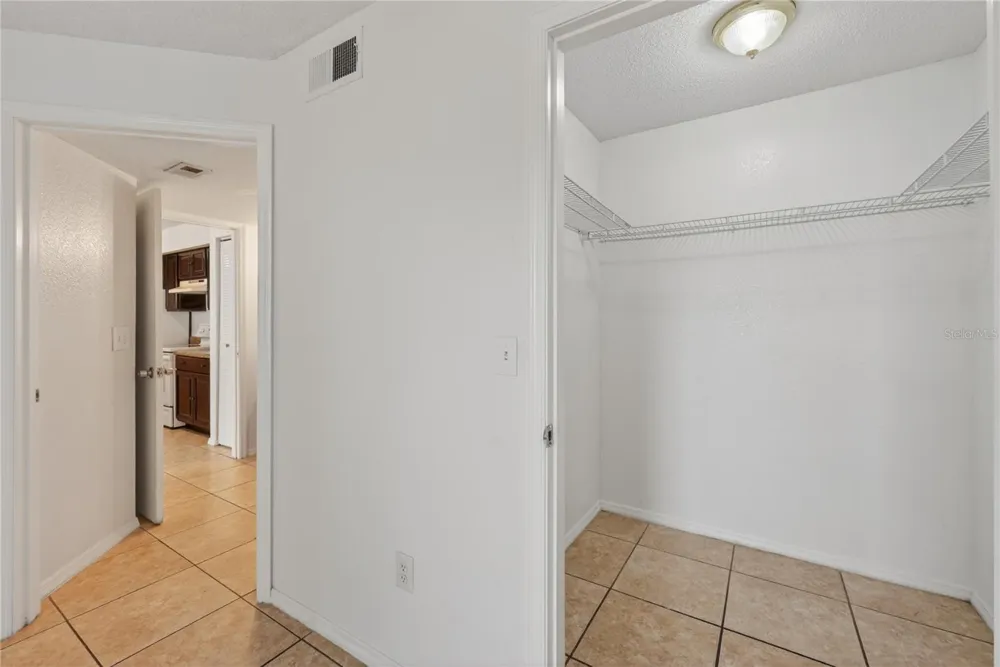 4103 TROPICAL ISLE BLVD #123 Kissimmee, FL 34741