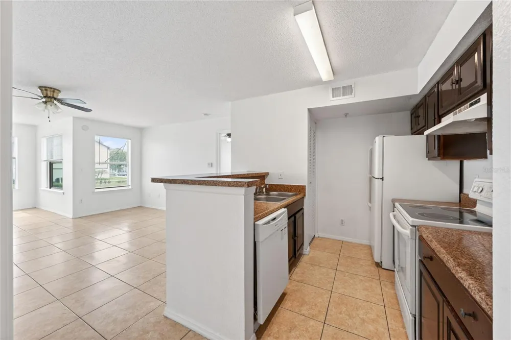 4103 TROPICAL ISLE BLVD #123 Kissimmee, FL 34741