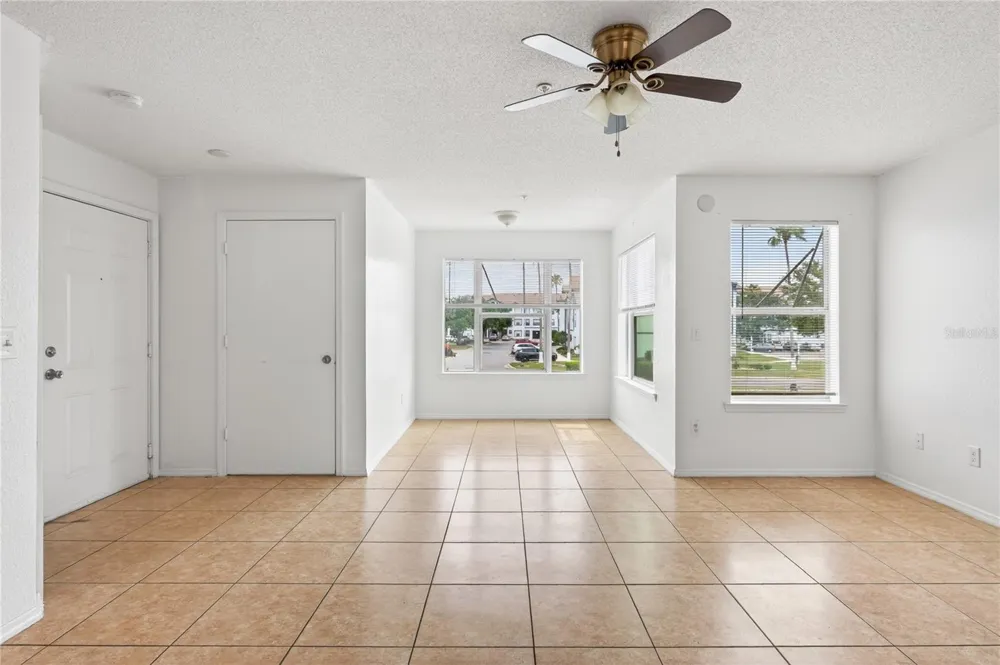 4103 TROPICAL ISLE BLVD #123 Kissimmee, FL 34741