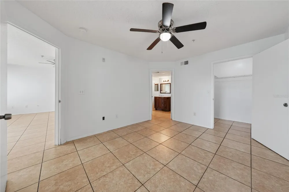 4103 TROPICAL ISLE BLVD #123 Kissimmee, FL 34741