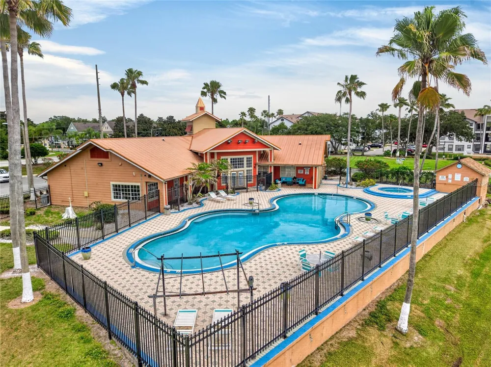 4103 TROPICAL ISLE BLVD #123 Kissimmee, FL 34741