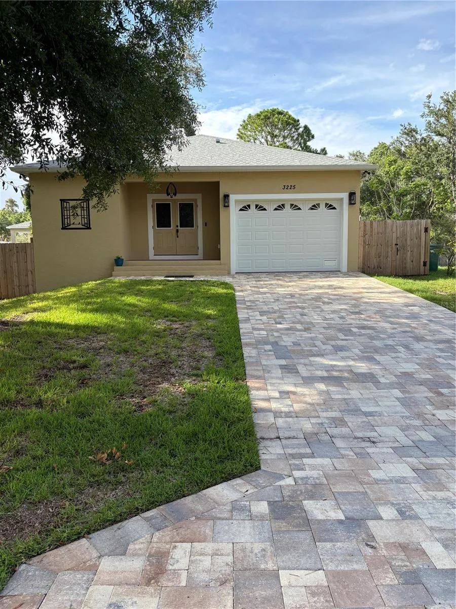 3225 LAUREL AVENUE Clearwater, FL 33762