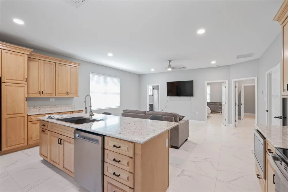 3225 LAUREL AVENUE Clearwater, FL 33762