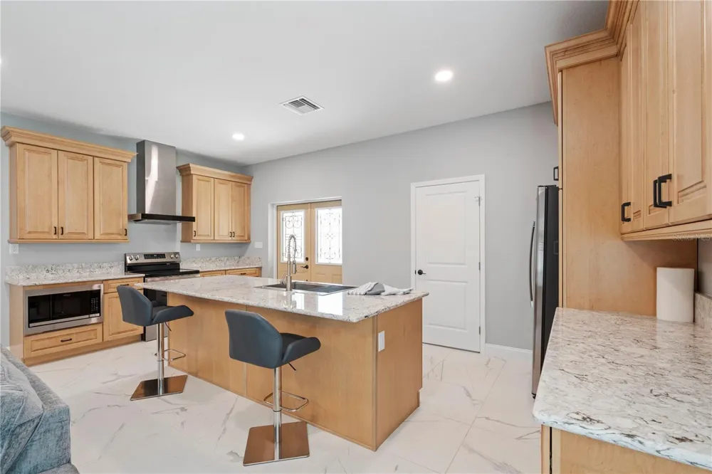 3225 LAUREL AVENUE Clearwater, FL 33762