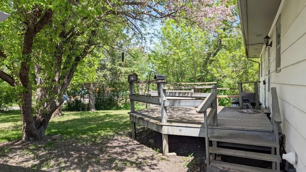 211 2nd Street SE Cook, MN 55723