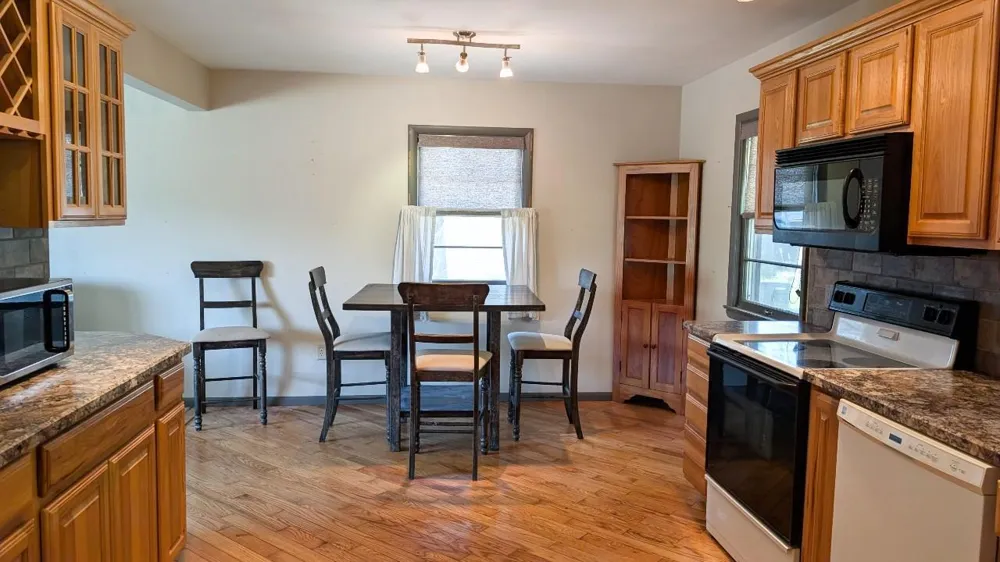 211 2nd Street SE Cook, MN 55723