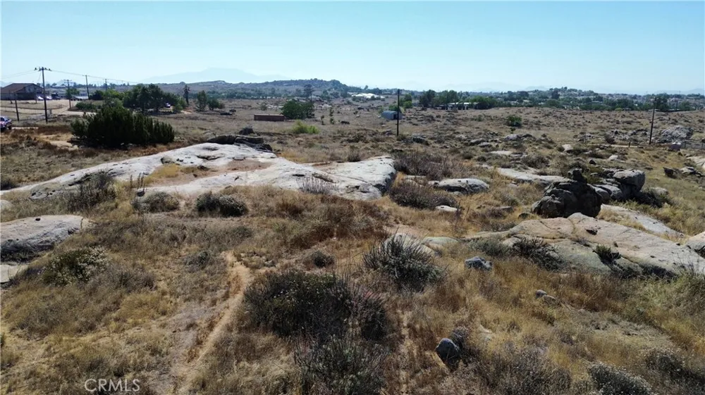 22300 O FERRALL ROAD Perris, CA 92570
