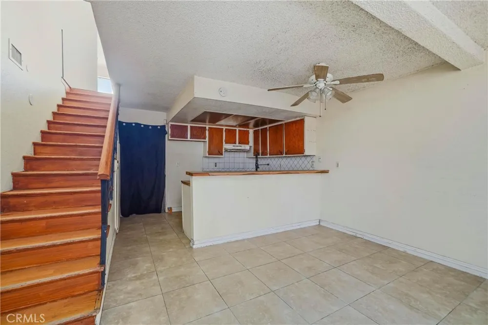 16600 Terrace #F Fontana, CA 92335