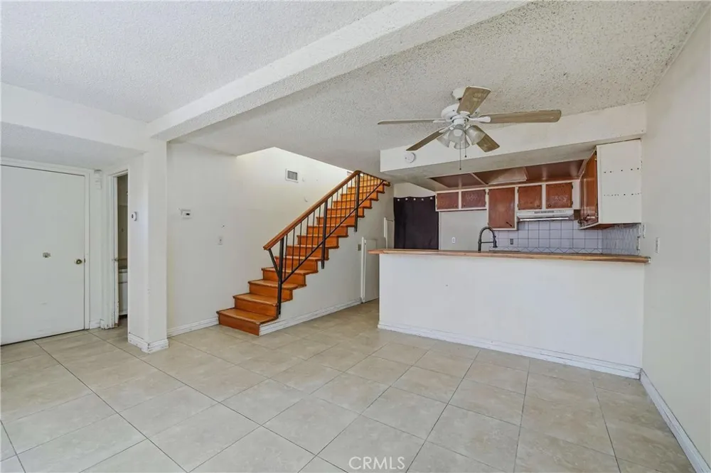 16600 Terrace #F Fontana, CA 92335