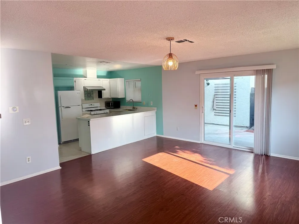 29272 Murrieta Menifee, CA 92586