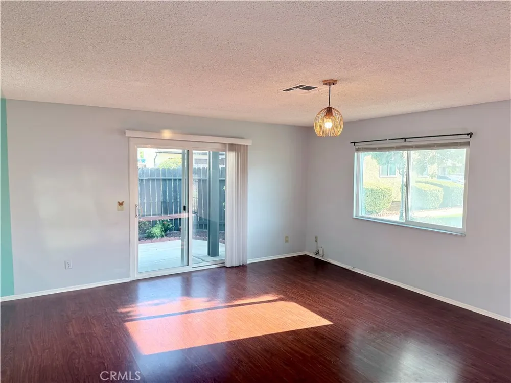 29272 Murrieta Menifee, CA 92586