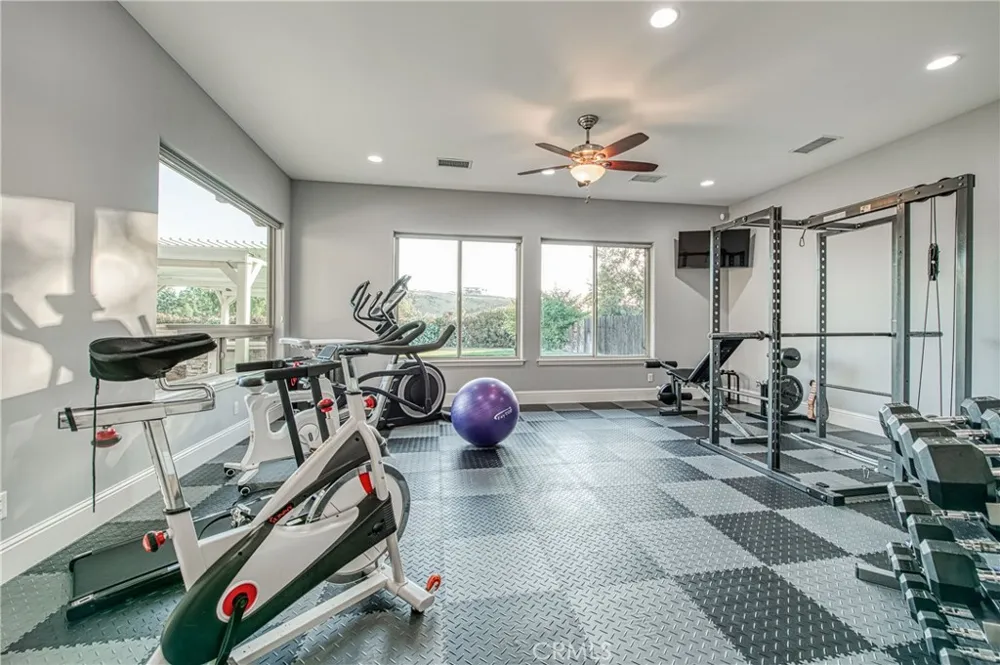 14209 Academy Oaks Ln Clovis, CA 93619
