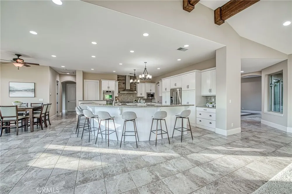 14209 Academy Oaks Ln Clovis, CA 93619
