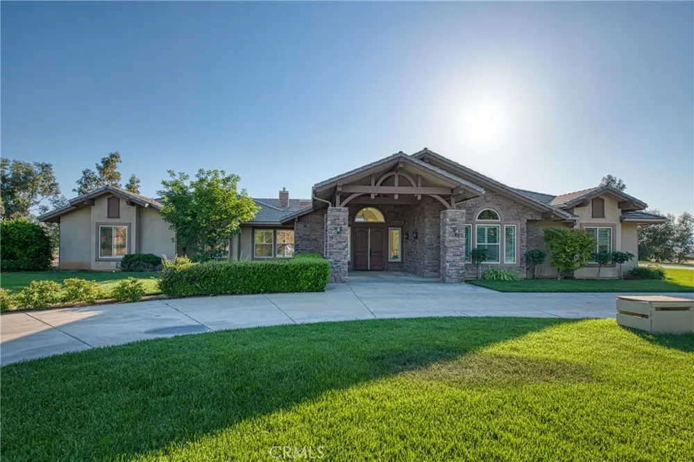 14209 Academy Oaks Ln Clovis, CA 93619