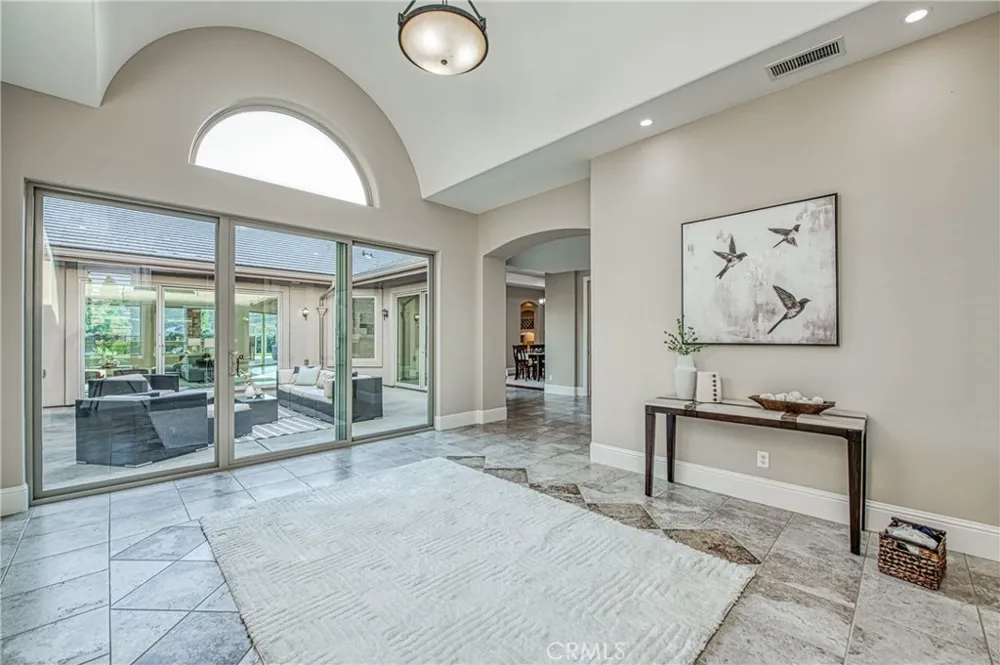 14209 Academy Oaks Ln Clovis, CA 93619