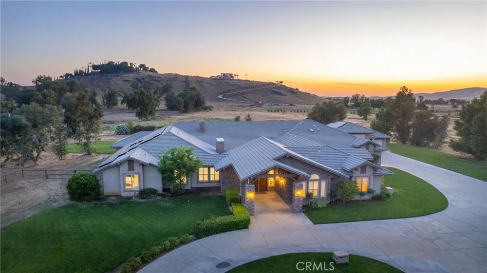 14209 Academy Oaks Ln Clovis, CA 93619
