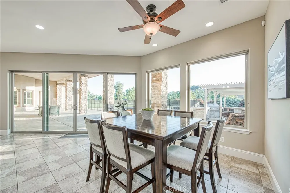 14209 Academy Oaks Ln Clovis, CA 93619