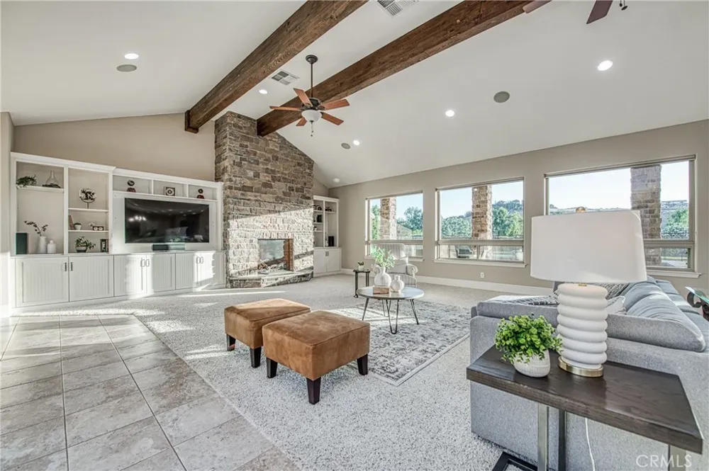14209 Academy Oaks Ln Clovis, CA 93619