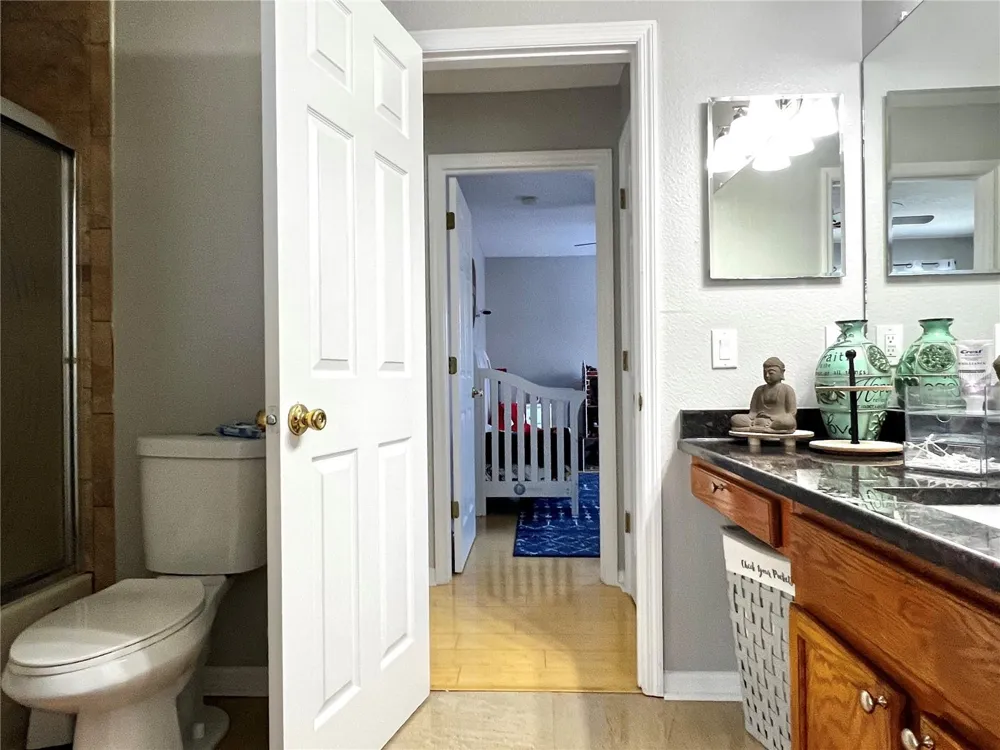 8848 CAMERON CREST DRIVE Tampa, FL 33626