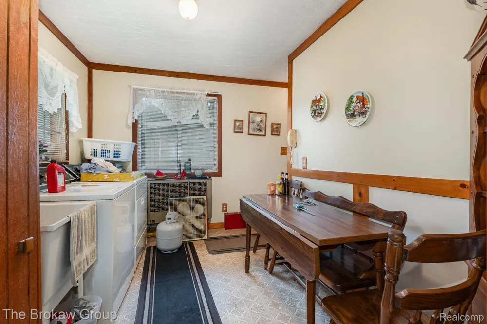 4448 Loon Lake Road Plainfield Township, MI 48739