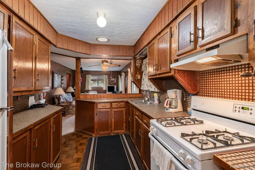 4448 Loon Lake Road Plainfield Township, MI 48739