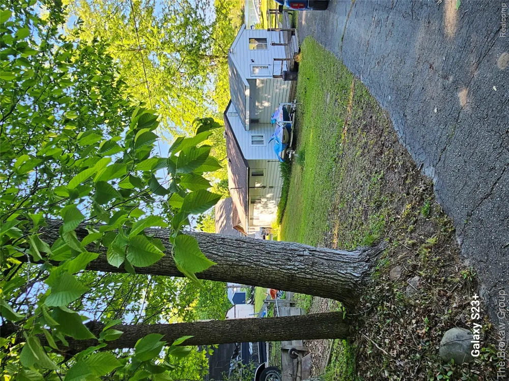 4448 Loon Lake Road Plainfield Township, MI 48739