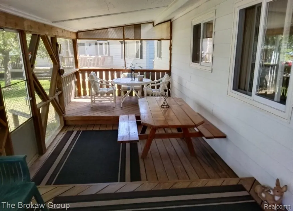 4448 Loon Lake Road Plainfield Township, MI 48739