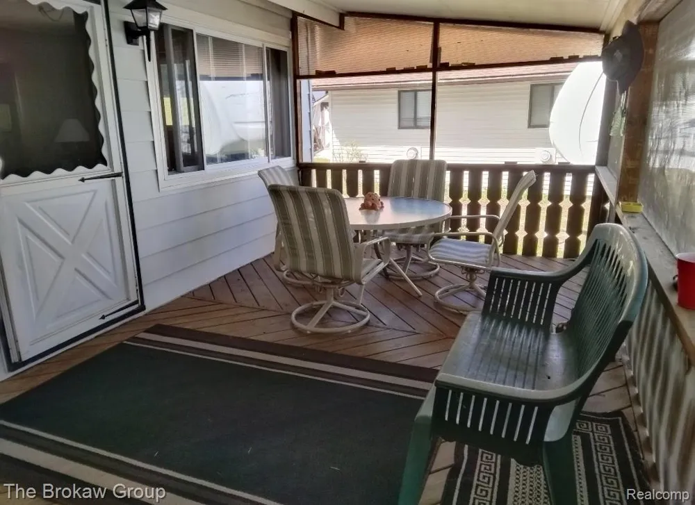 4448 Loon Lake Road Plainfield Township, MI 48739