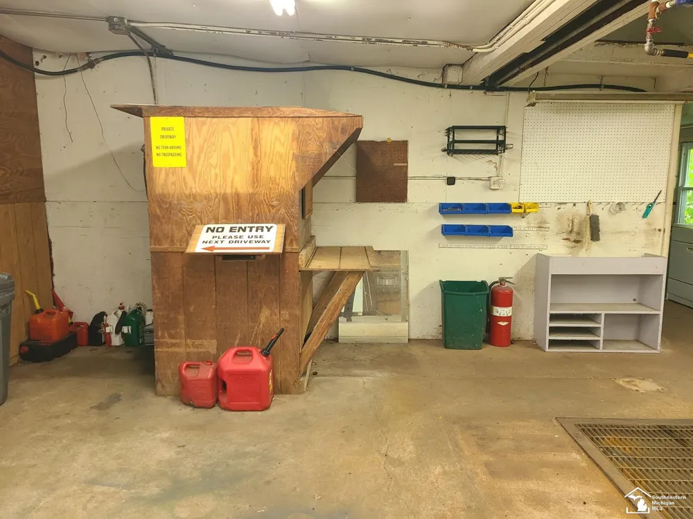2807 W Smith Road Bedford Township, MI 48144