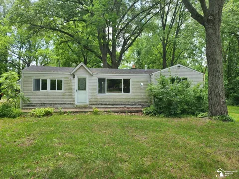 2807 W Smith Road