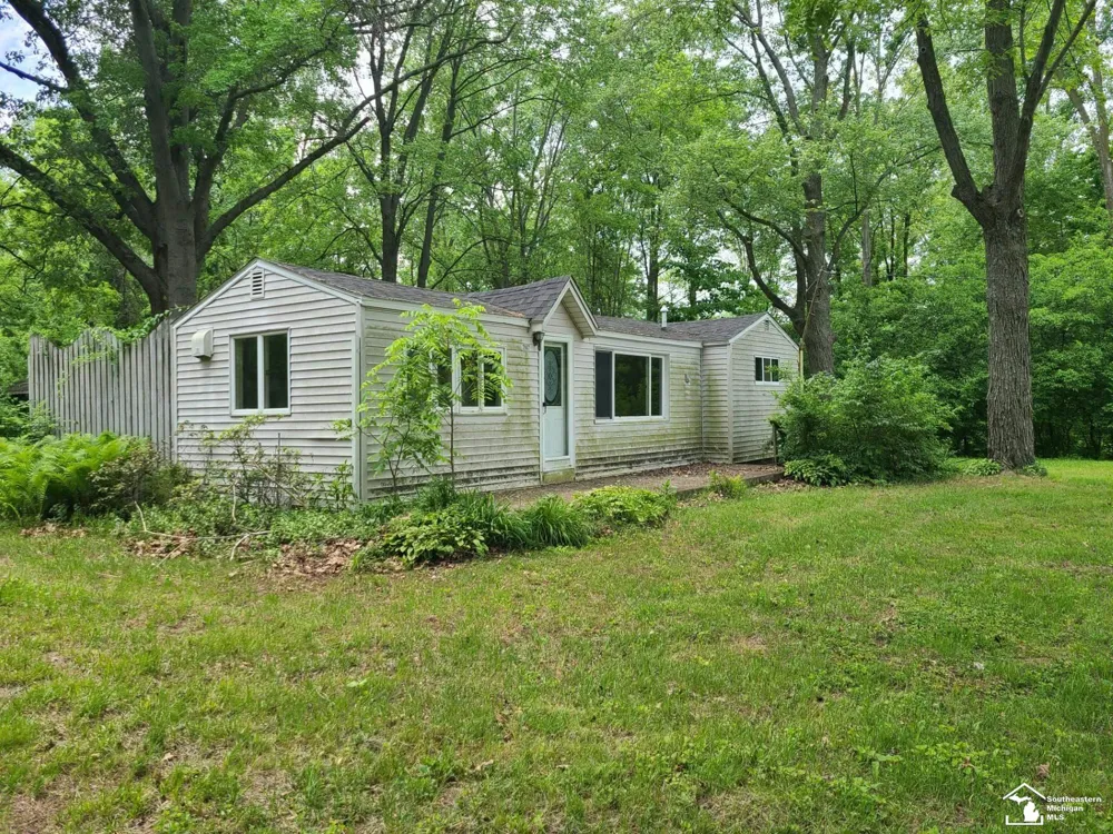 2807 W Smith Road Bedford Township, MI 48144