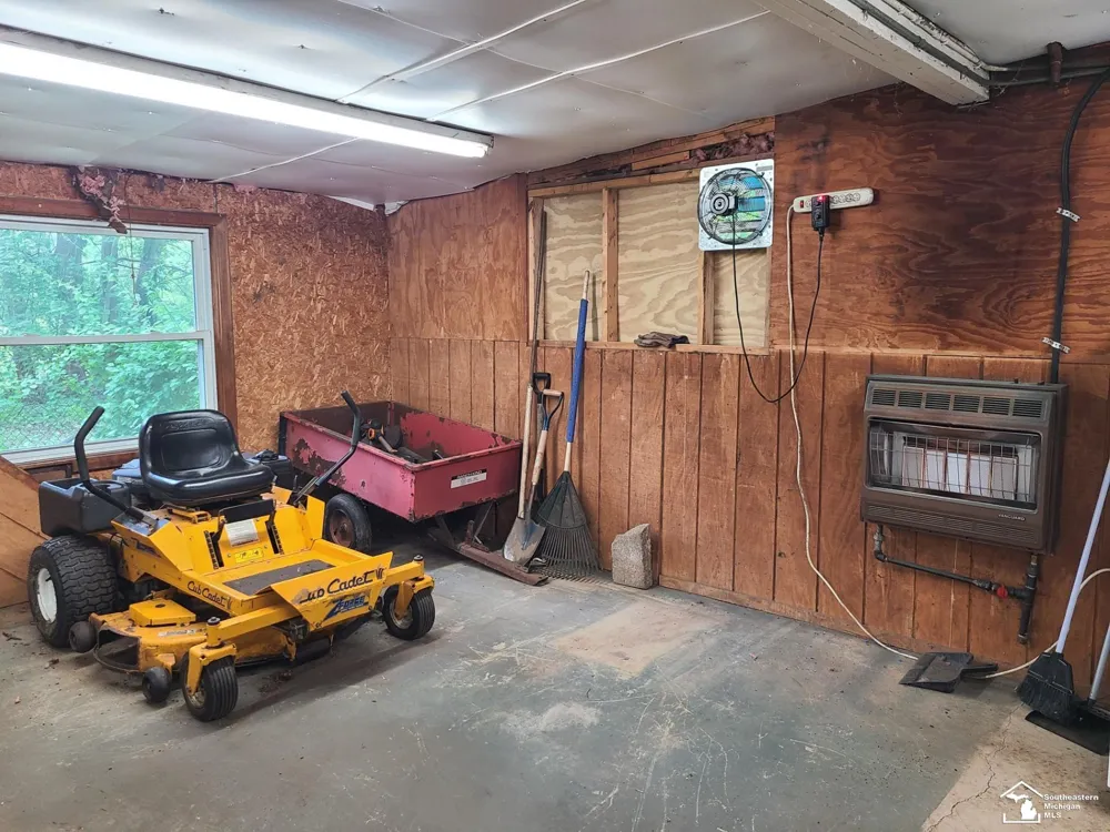 2807 W Smith Road Bedford Township, MI 48144