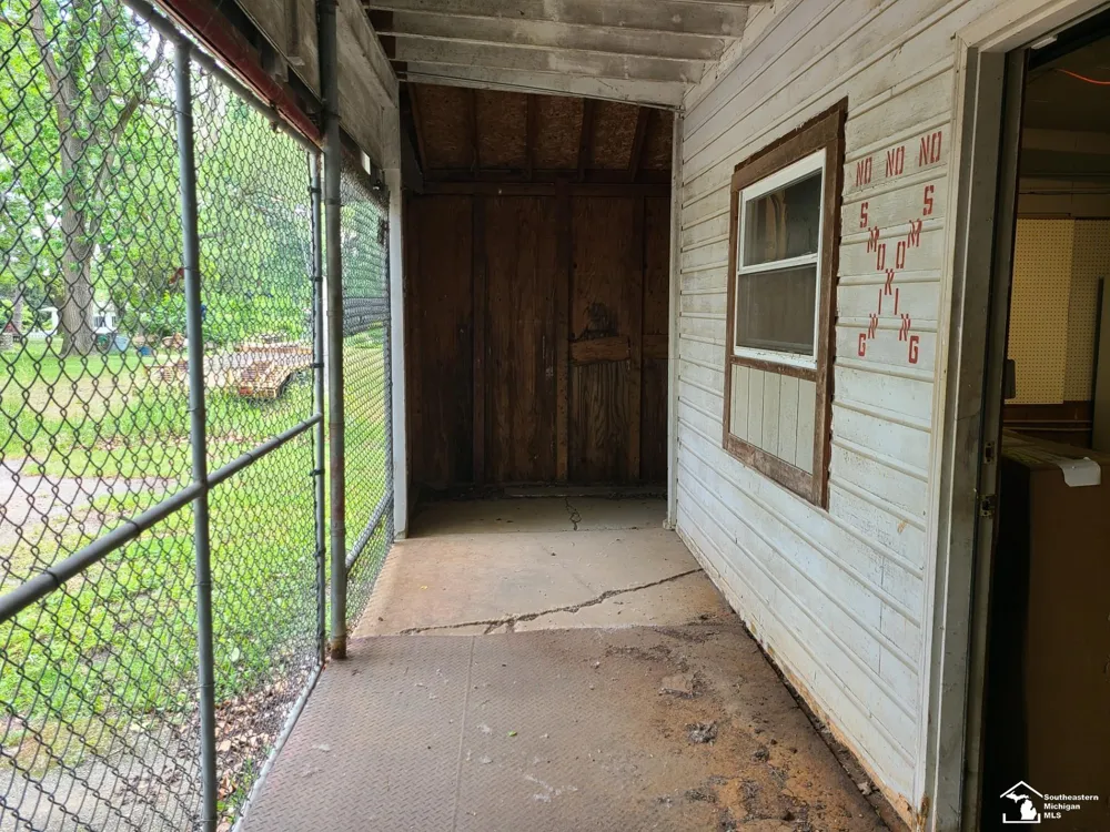 2807 W Smith Road Bedford Township, MI 48144