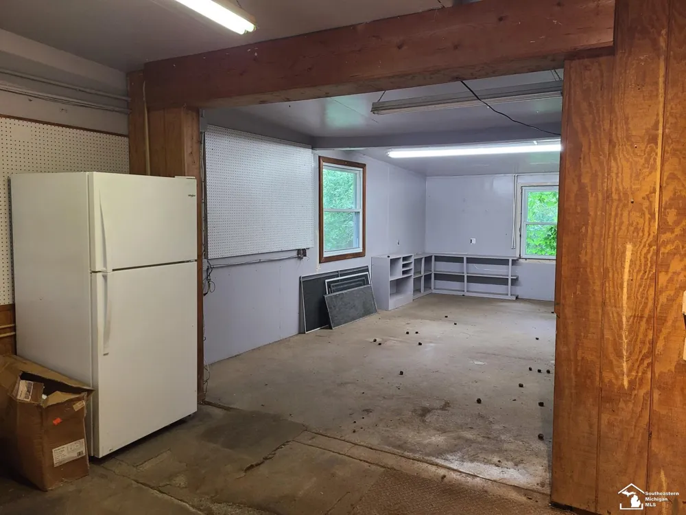 2807 W Smith Road Bedford Township, MI 48144