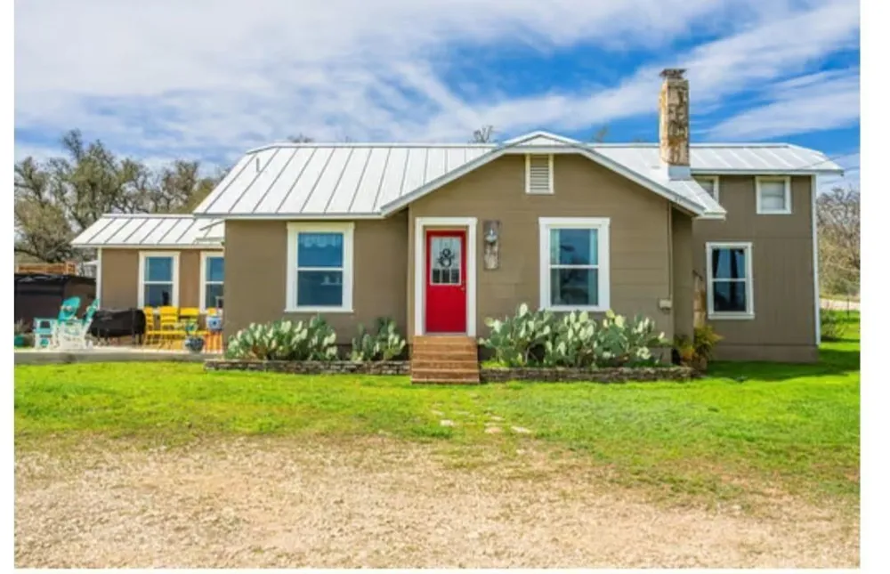 283 2nd Street Harper, TX 78631