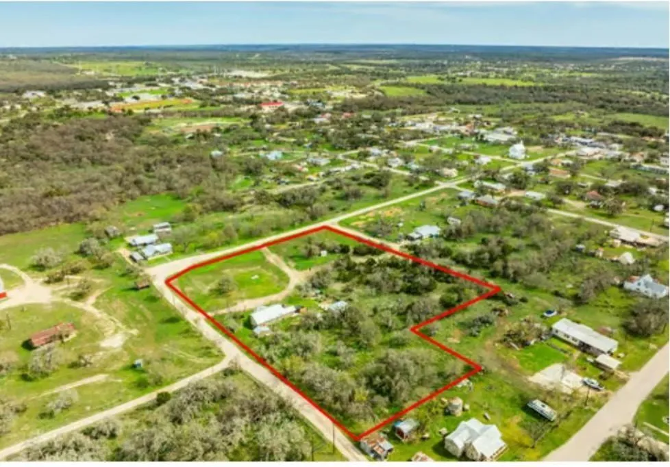 283 2nd Street Harper, TX 78631
