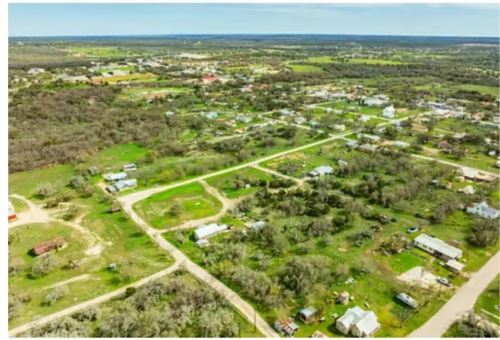 283 2nd Street Harper, TX 78631