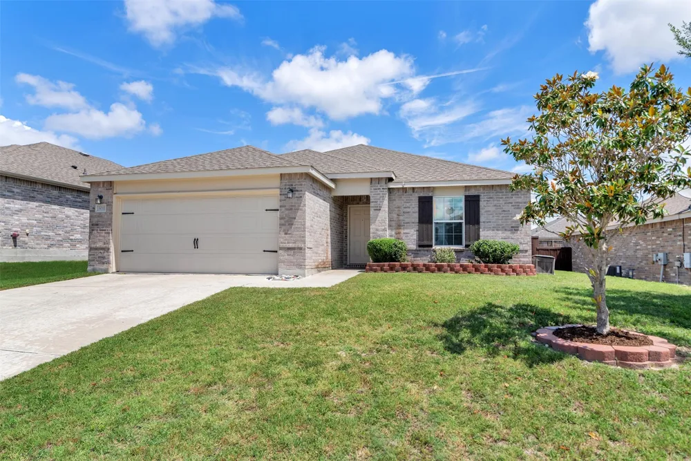 3011 Hickory Ridge Melissa, TX 75454