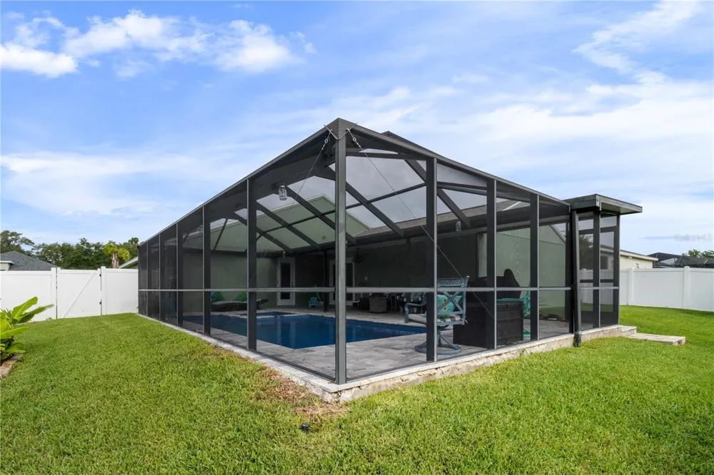 4562 FAIRWAY OAKS DRIVE Mulberry, FL 33860