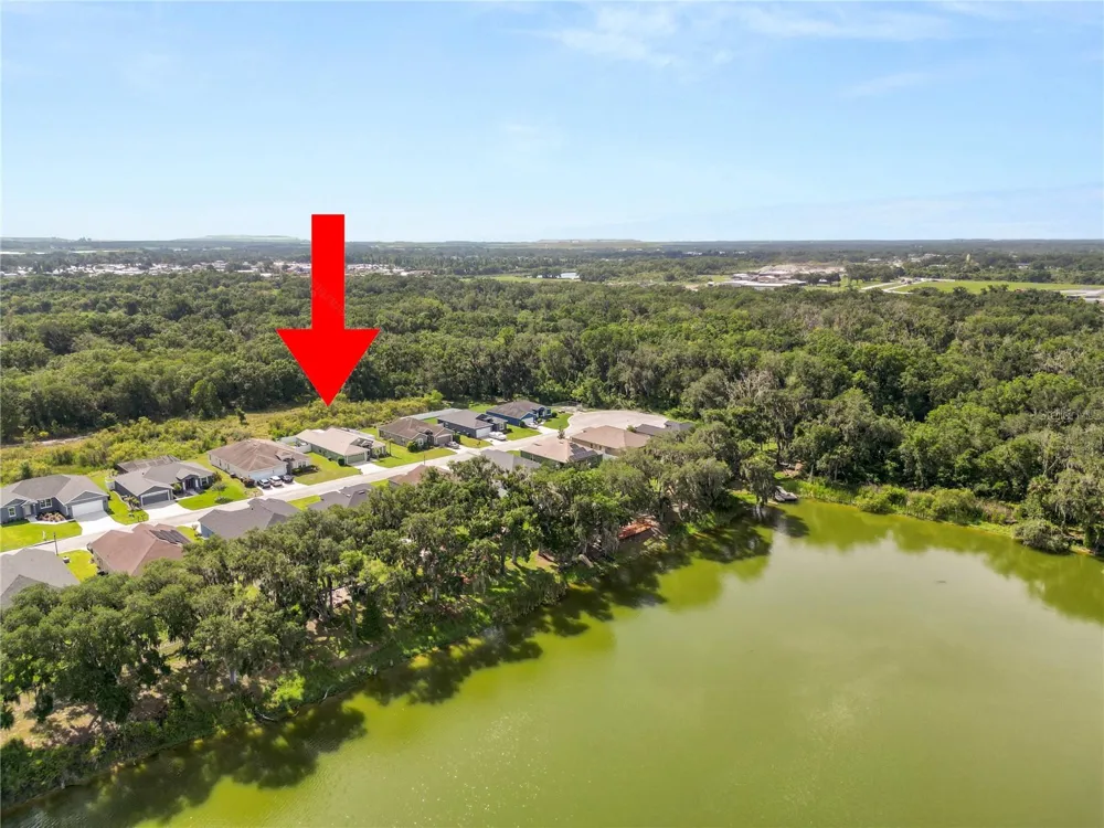 4562 FAIRWAY OAKS DRIVE Mulberry, FL 33860