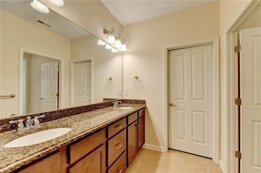 391 Gold Cove Lane Johns Creek, GA 30097