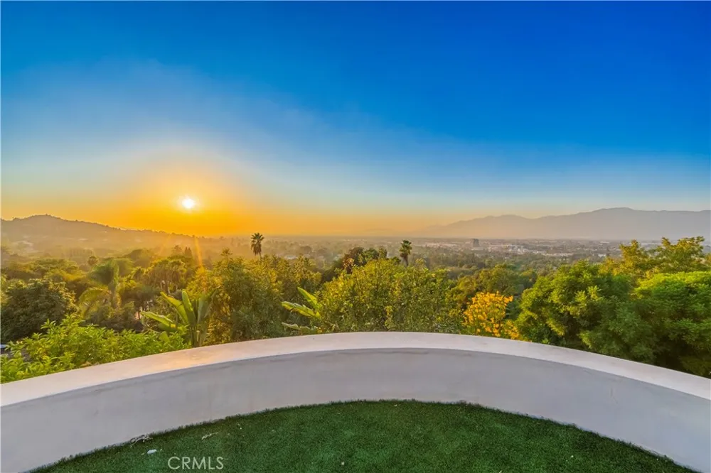 2333 Coronet Court Covina, CA 91724